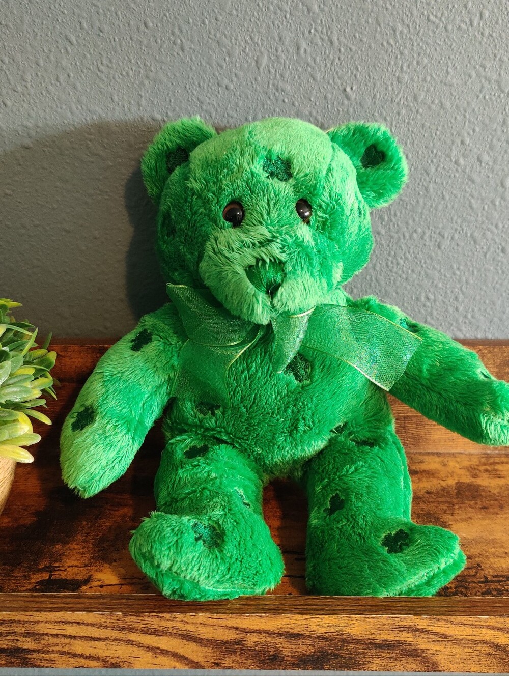 Dan Dee Green Clover Shamrock Teddy Bear St. Patricks Irish Plush Stuffed Animal